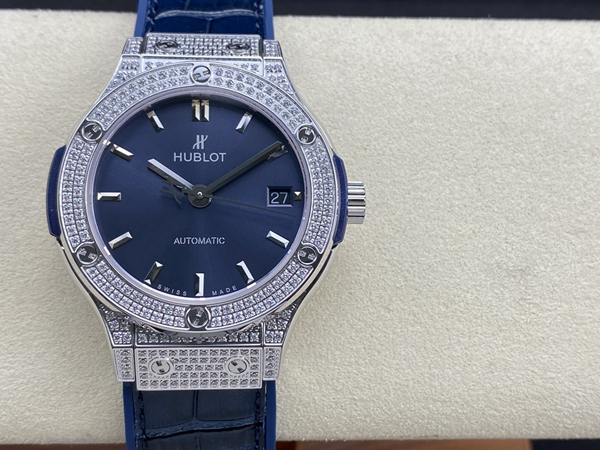 ウブロコピー時計全体デザイン